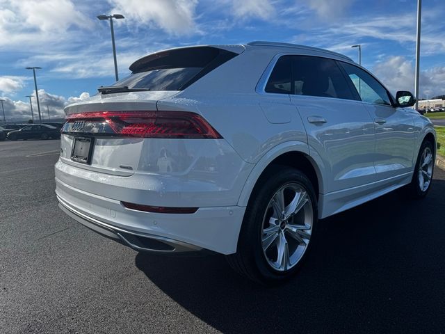 2021 Audi Q8 Premium Plus