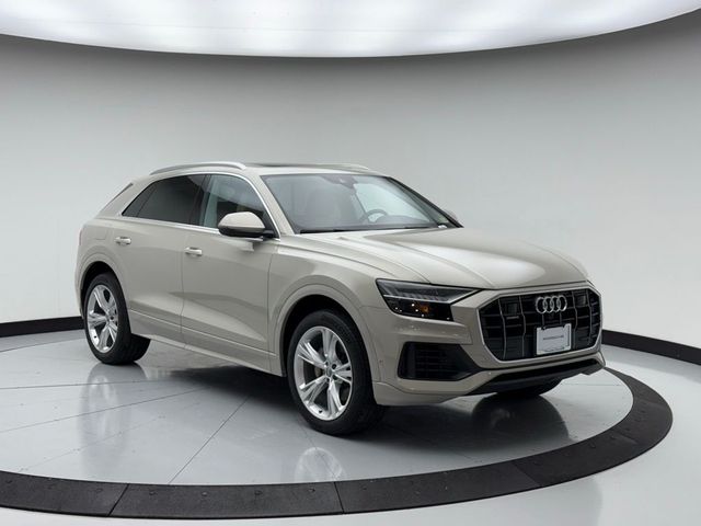 2021 Audi Q8 Premium Plus