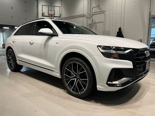 2021 Audi Q8 Progressiv