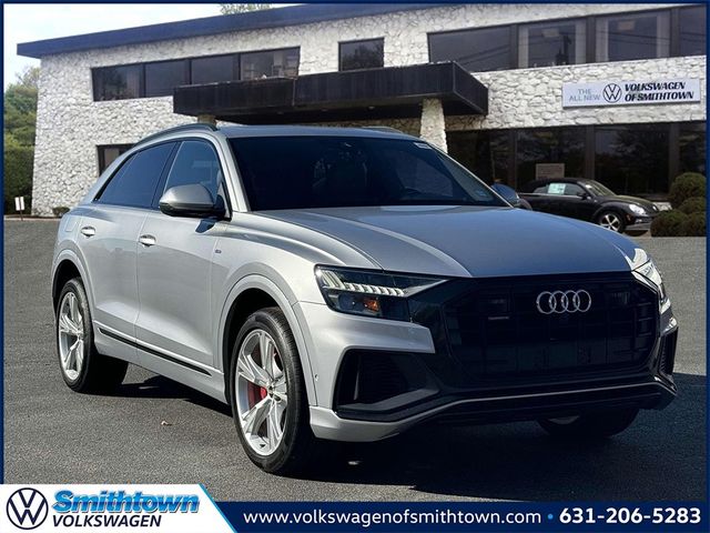 2021 Audi Q8 Premium Plus