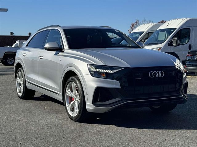 2021 Audi Q8 Premium Plus