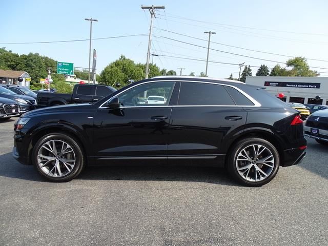 2021 Audi Q8 Premium Plus