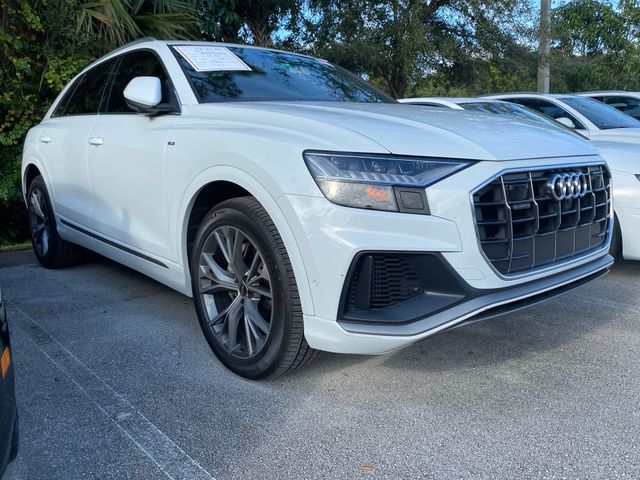 2021 Audi Q8 Premium Plus