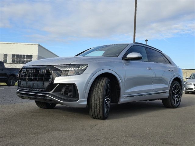 2021 Audi Q8 Prestige