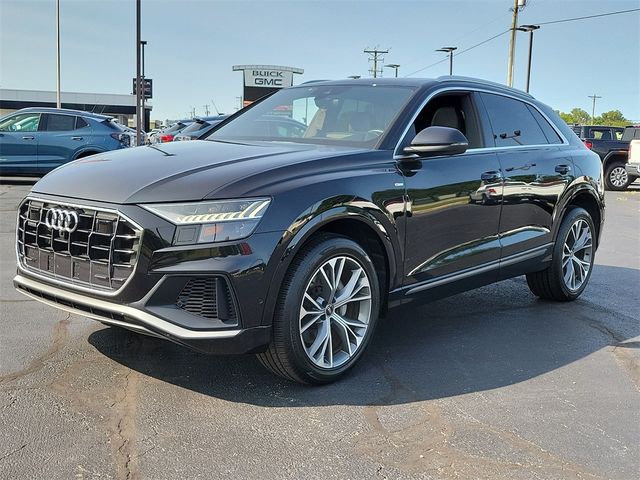 2021 Audi Q8 Prestige