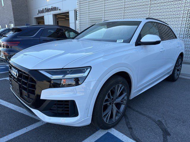 2021 Audi Q8 Premium