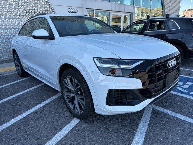 2021 Audi Q8 Premium