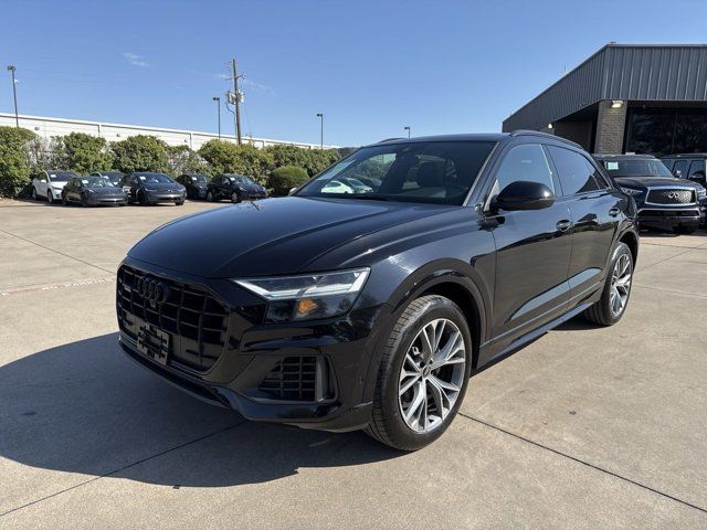 2021 Audi Q8 Premium