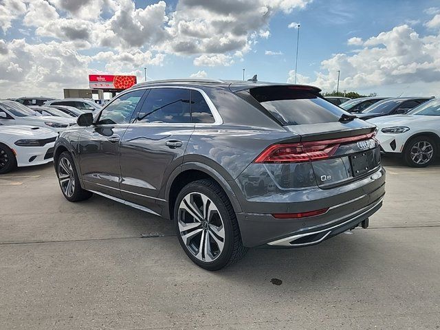 2021 Audi Q8 Premium Plus