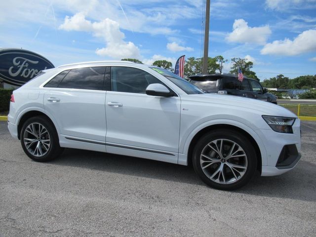 2021 Audi Q8 Premium Plus