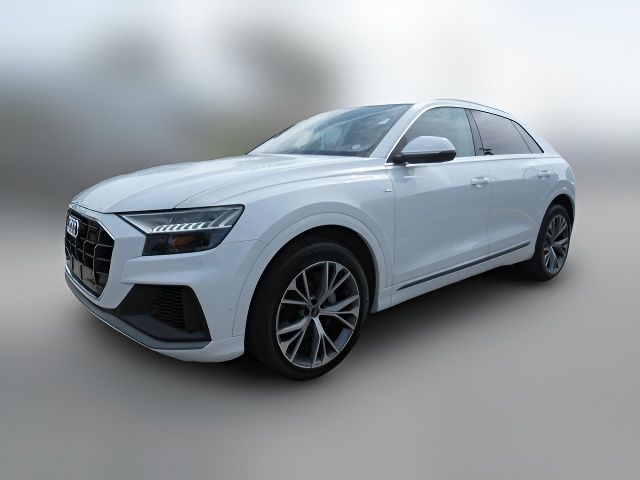 2021 Audi Q8 Premium Plus