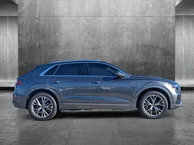 2021 Audi Q8 Premium Plus