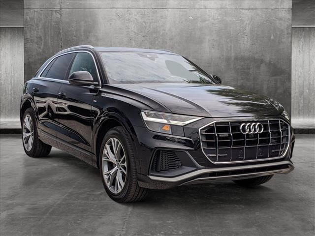 2021 Audi Q8 Premium Plus