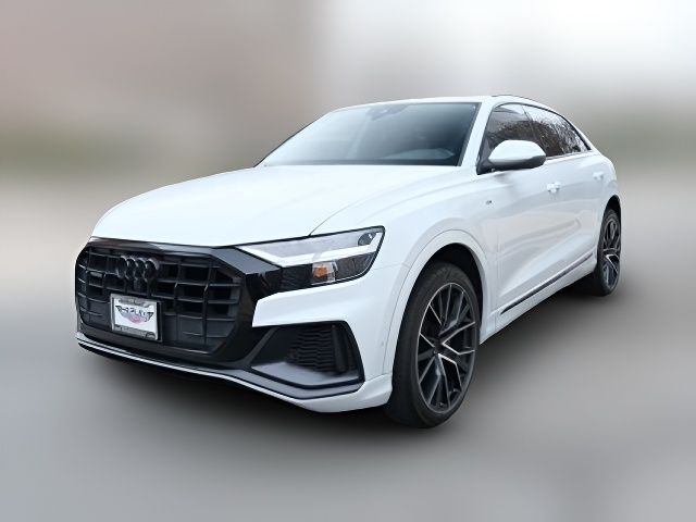 2021 Audi Q8 Premium Plus