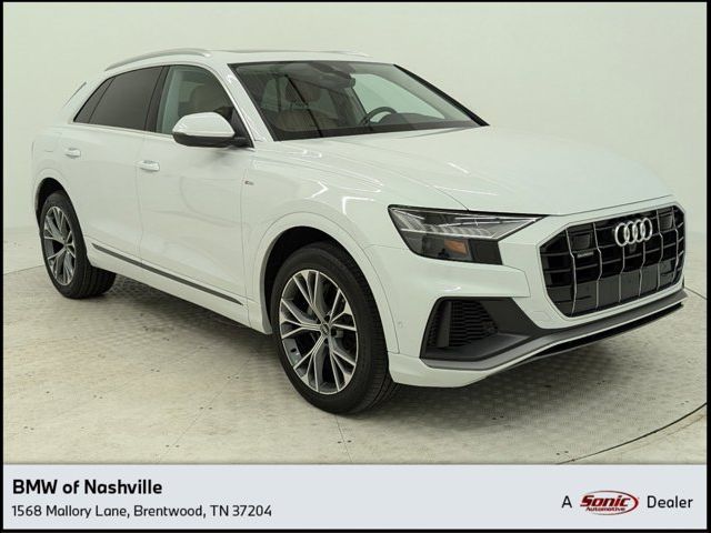 2021 Audi Q8 Premium Plus