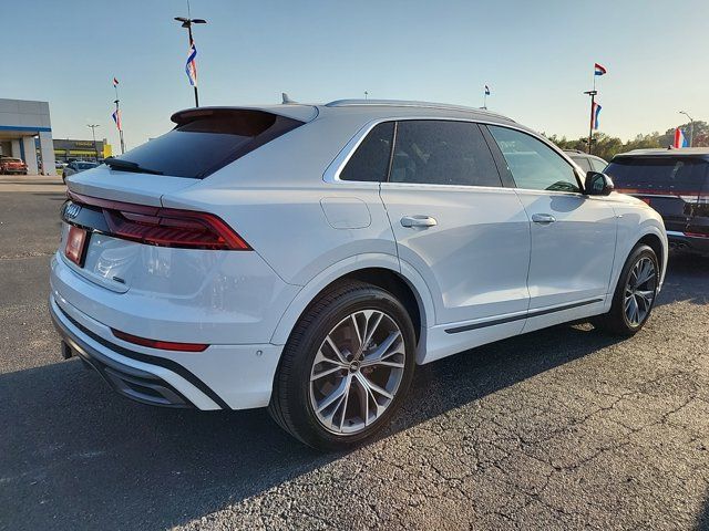 2021 Audi Q8 Premium Plus