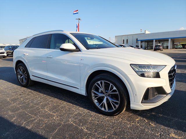 2021 Audi Q8 Premium Plus