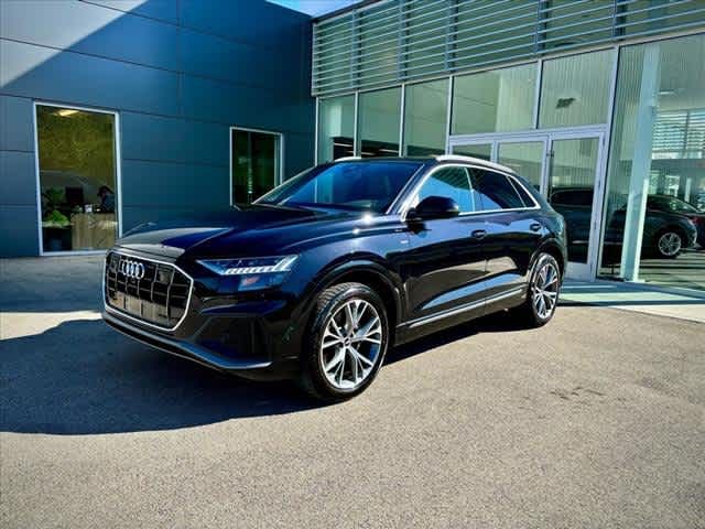 2021 Audi Q8 Premium Plus