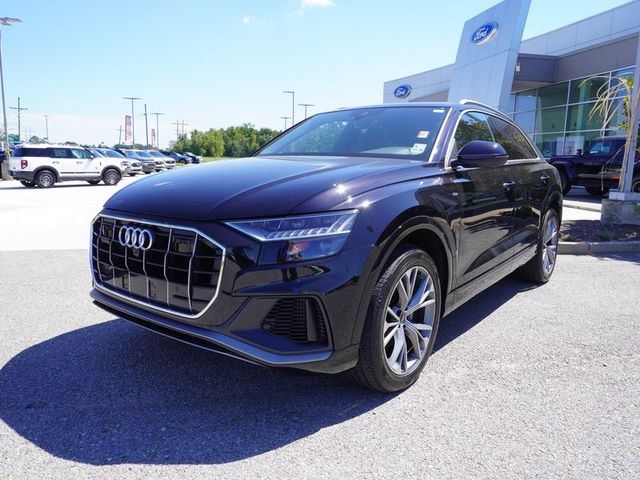 2021 Audi Q8 Premium Plus