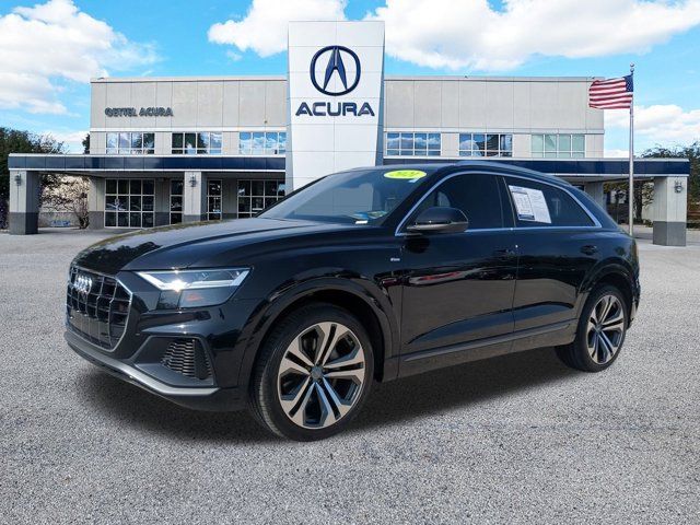 2021 Audi Q8 Premium Plus