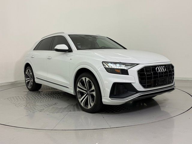 2021 Audi Q8 Prestige
