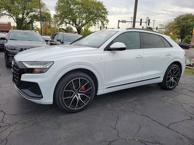 2021 Audi Q8 Prestige