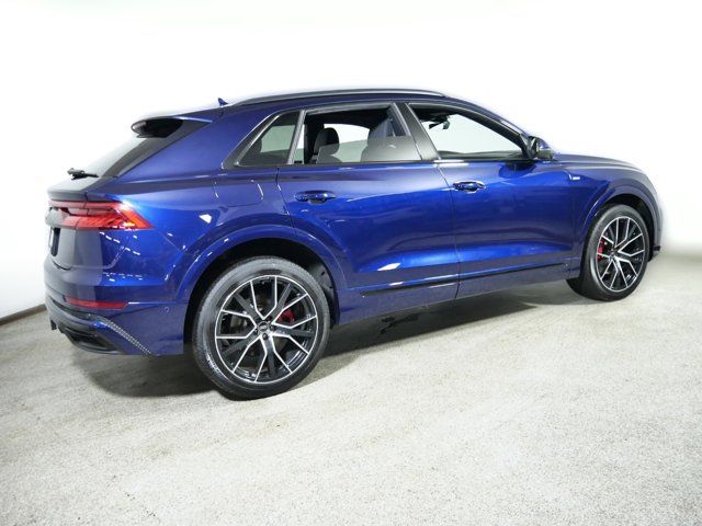 2021 Audi Q8 Prestige