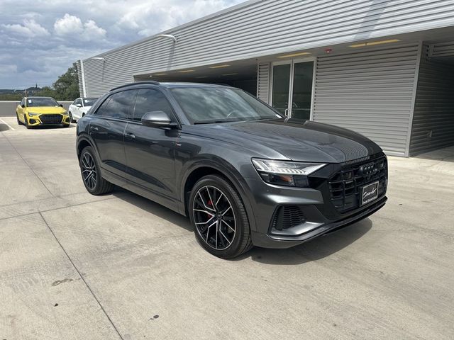 2021 Audi Q8 Premium Plus