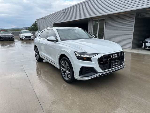 2021 Audi Q8 Premium Plus