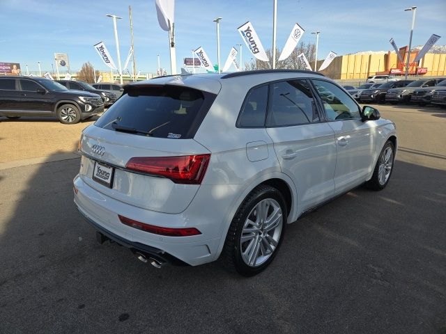 2021 Audi SQ5 Premium Plus