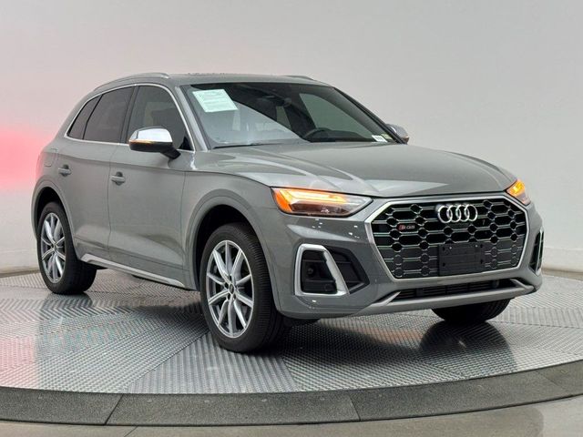 2021 Audi SQ5 Premium Plus