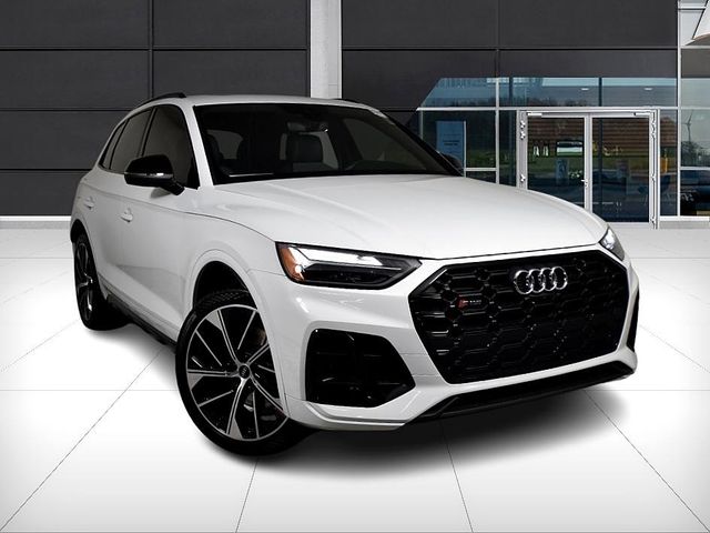 2021 Audi SQ5 Premium Plus