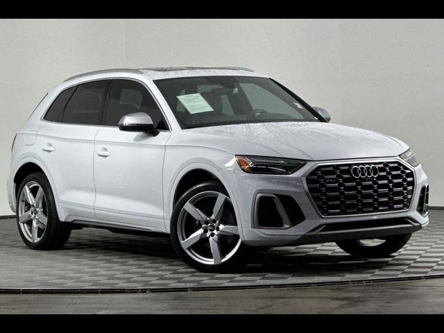 2021 Audi SQ5 Premium Plus