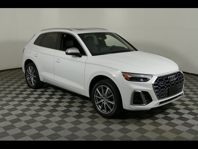 2021 Audi SQ5 Premium Plus