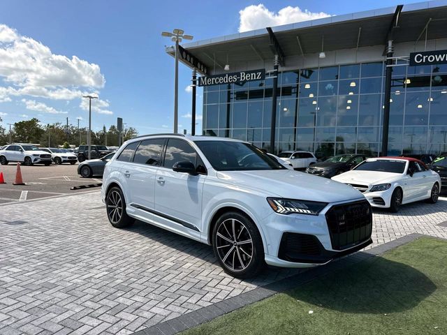 2021 Audi SQ7 Premium Plus