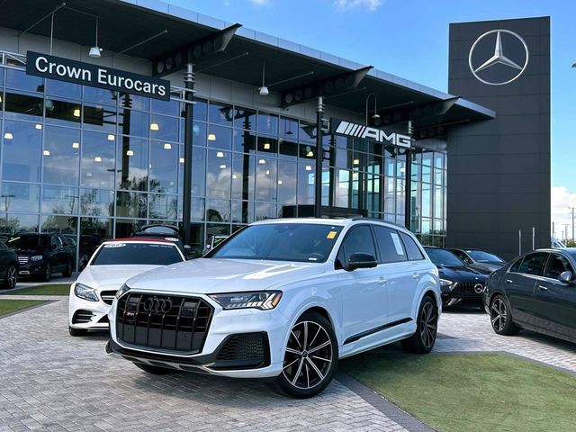 2021 Audi SQ7 Premium Plus