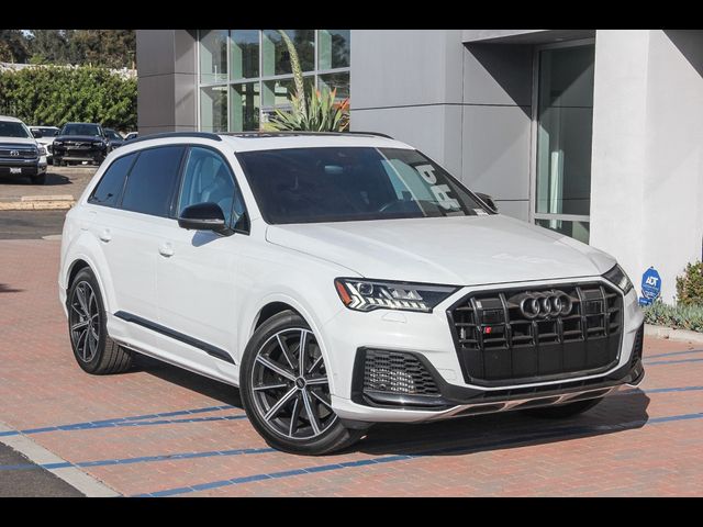 2021 Audi SQ7 Premium Plus