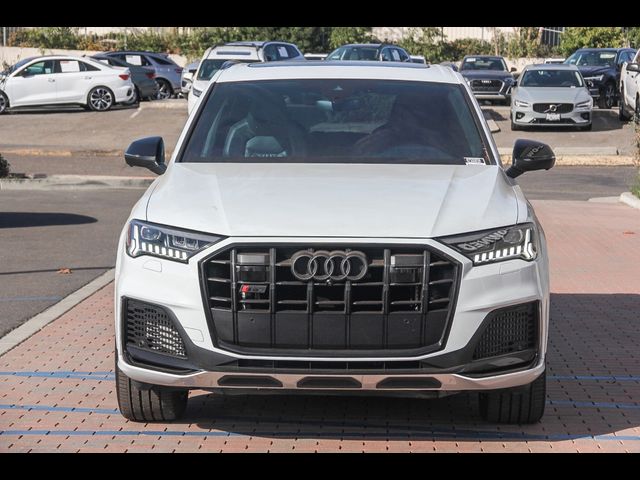 2021 Audi SQ7 Premium Plus