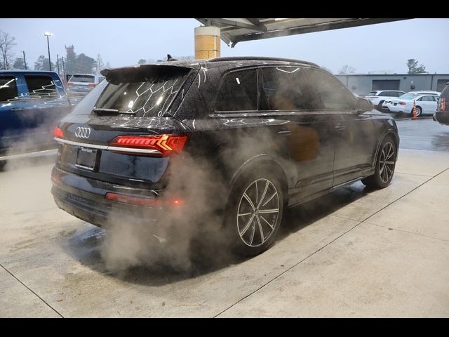 2021 Audi SQ7 Premium Plus