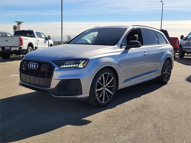 2021 Audi SQ7 Premium Plus