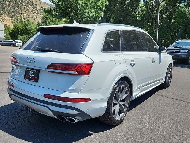 2021 Audi SQ7 Premium Plus