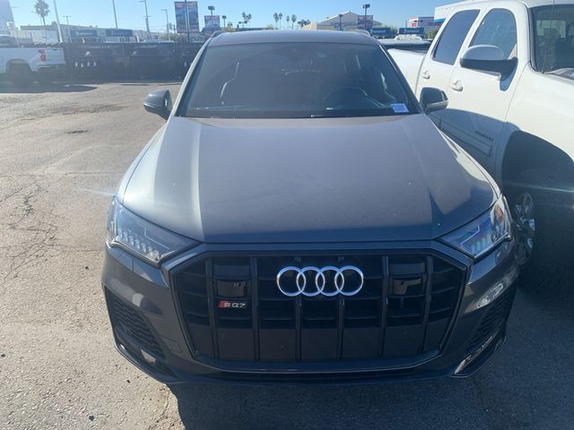 2021 Audi SQ7 Premium Plus