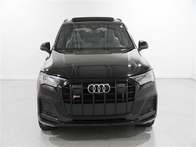 2021 Audi SQ7 Premium Plus