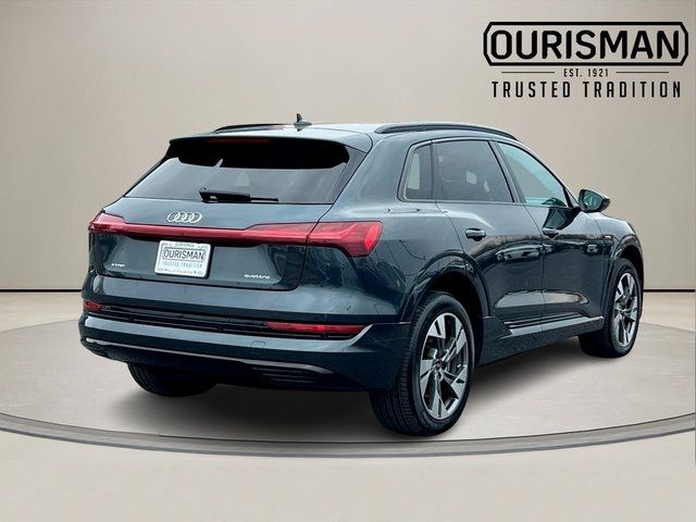 2021 Audi e-tron Premium