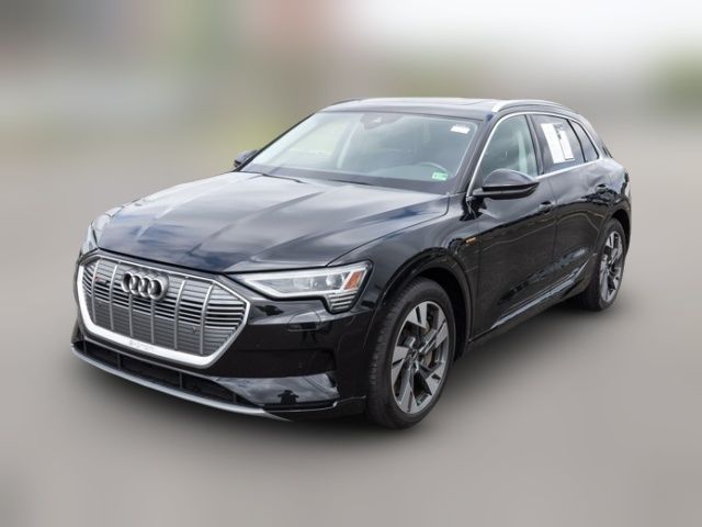 2021 Audi e-tron Premium
