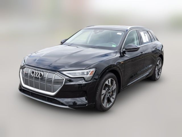 2021 Audi e-tron Premium