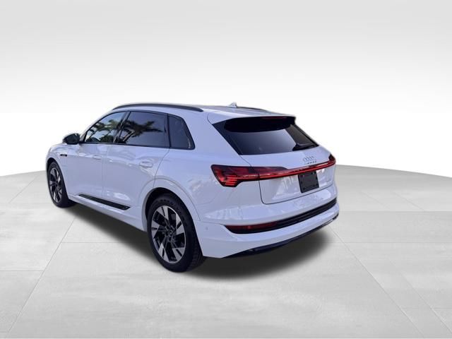 2021 Audi e-tron Premium