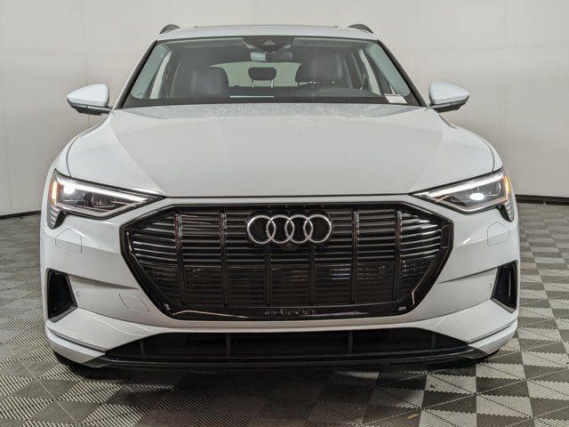 2021 Audi e-tron Premium