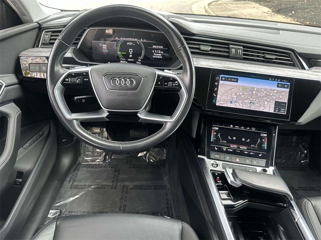 2021 Audi e-tron Premium