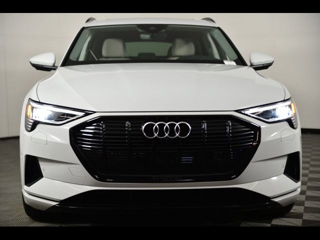 2021 Audi e-tron Premium